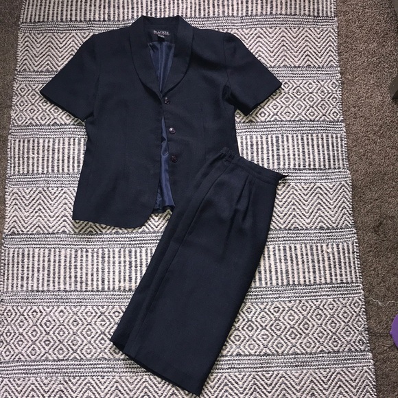 Women’s suit skirt set - Picture 1 of 5